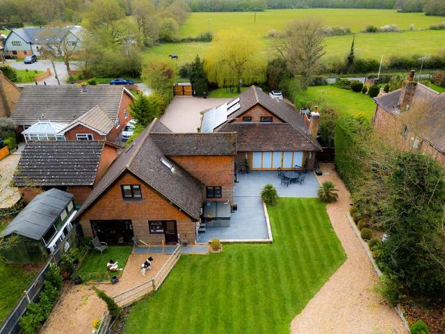 House for sale in Bromley Green, Ashford