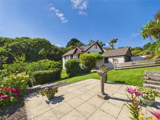 House for sale in Saundersfoot, Wales