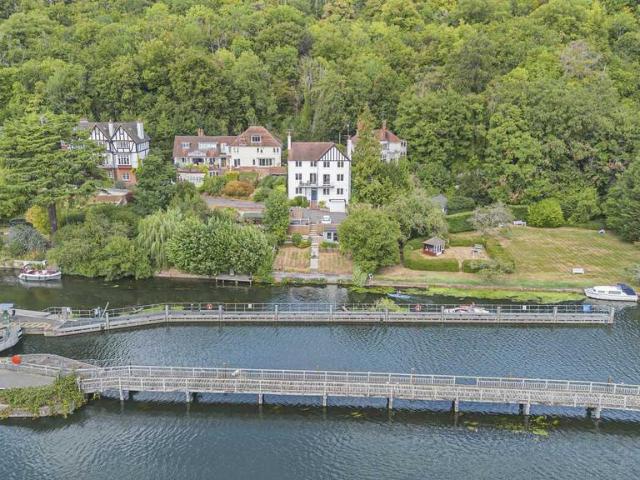 House for sale in Remenham