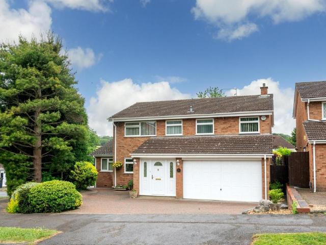 House for sale in Aley Green, Caddington
