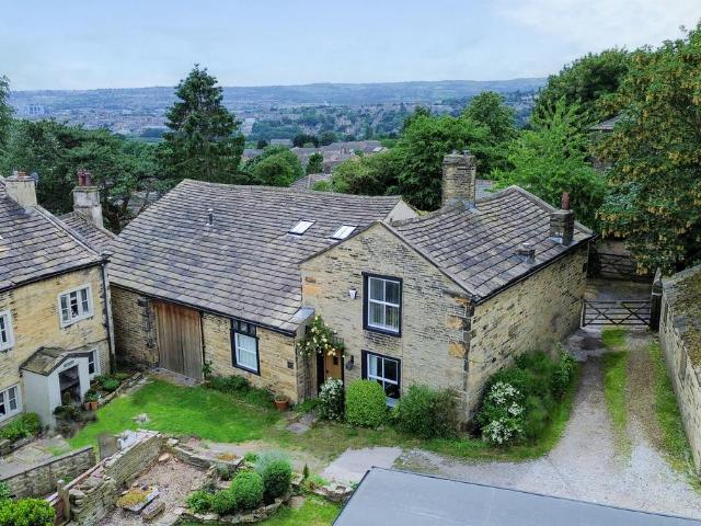 House for sale in West Yorkshire