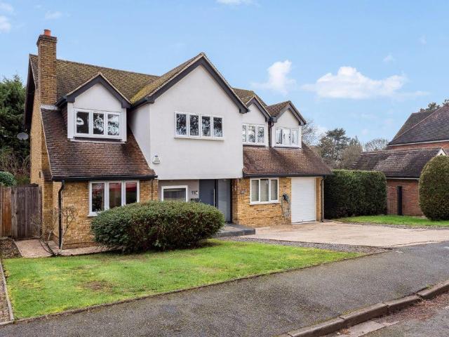 House for sale in Heronsgate, Batchworth