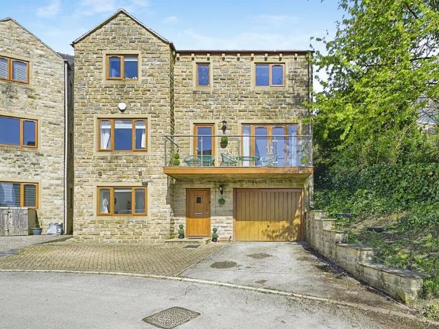 House for sale in Friendly, Sowerby Bridge