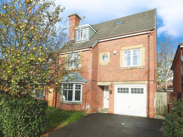 House for sale in Hammond Street