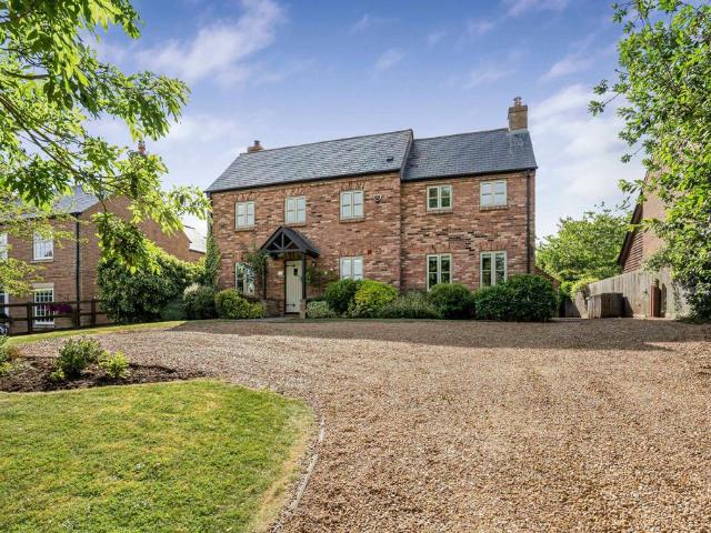 House for sale in Huntingdon, Cambridgeshire