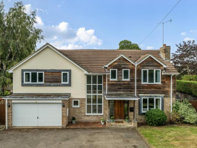 House for sale in Basildon, Upper Basildon