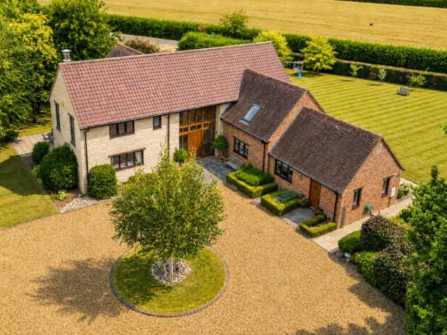 House for sale in Huntingdon
