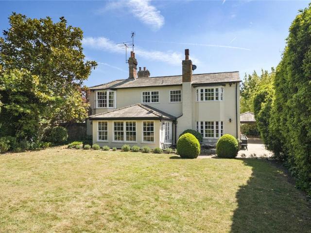 House for sale in Henley-on-Thames, Berrick Salome