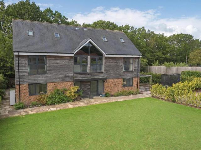 House for sale in Midway, Kent