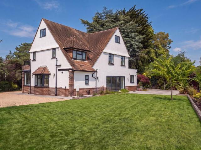 House for sale in Marford, Wales