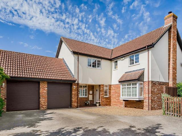 House for sale in Huntingdon