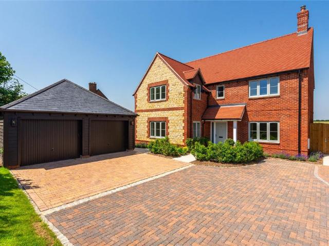 House for sale in Long Crendon