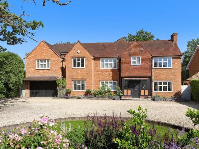House for sale in Gerrards Cross, Denham