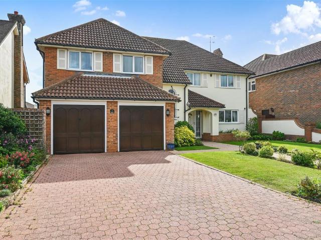 House for sale in Cooden, Heathlands