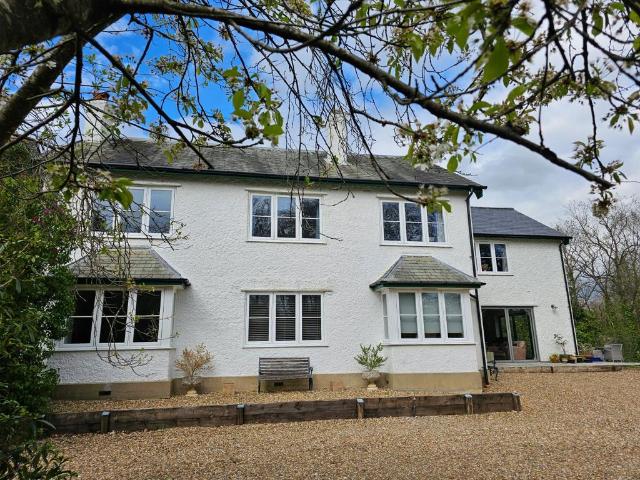 House for sale in Gerrards Cross, Denham