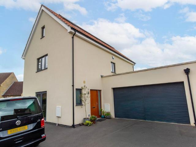House for sale in Backwell, North Somerset
