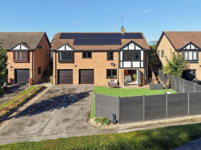 House for sale in Rowthorne, Bolsover