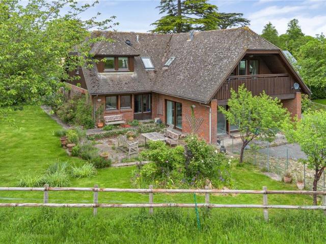 House for sale in Berrick Salome, Oxfordshire