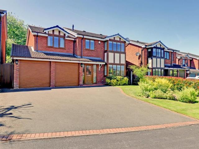 House for sale in Lichfield, Boley Park