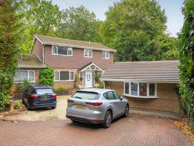 House for sale in Sunninghill and Ascot, Sunninghill