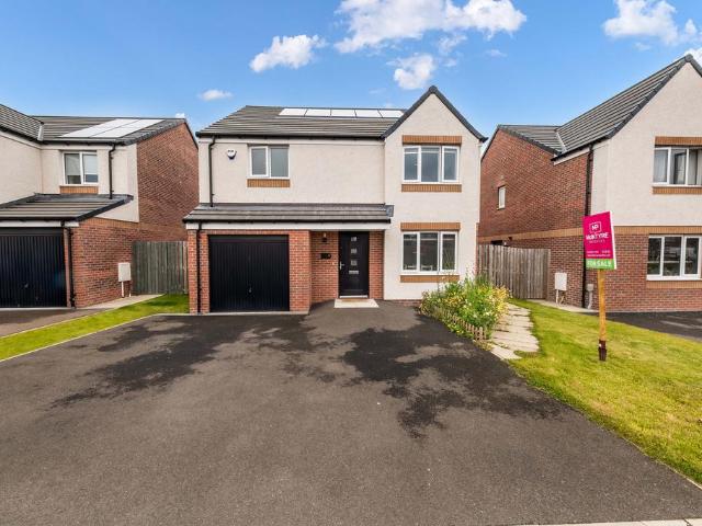House for sale in Kirkton, Scotland