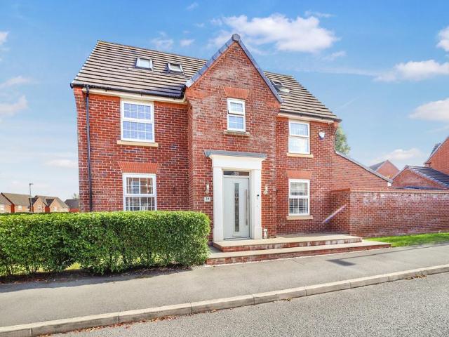 House for sale in Chapelford, Warrington