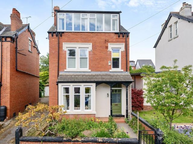 House for sale in West Yorkshire