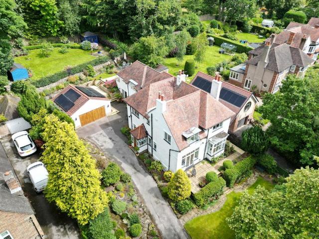 House for sale in Stumperlowe, Fulwood