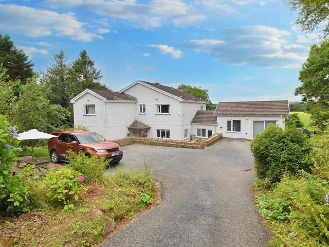 House for sale in Llanboidy, Login