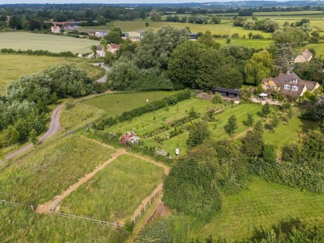 House for sale in Broughton Gifford, Wiltshire