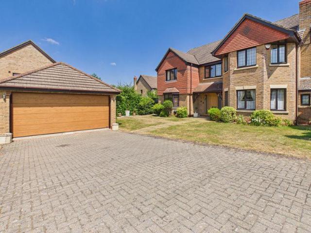 House for sale in Loughton, Milton Keynes