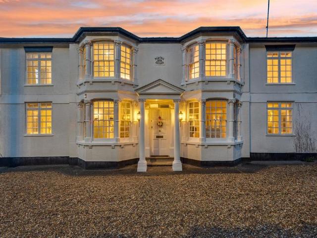 House for sale in Leighton-Linslade, Leighton Buzzard
