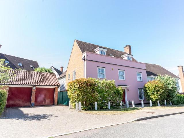 House for sale in Chipping Hill, Essex