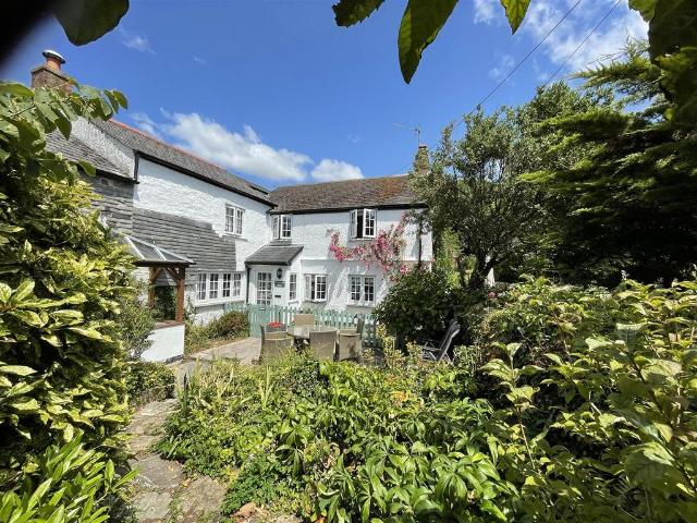 House for sale in Strode, Devon