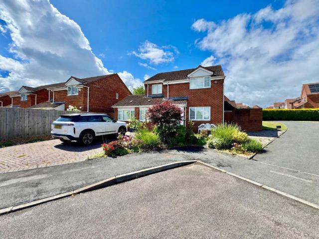 House for sale in Watergate, Devon