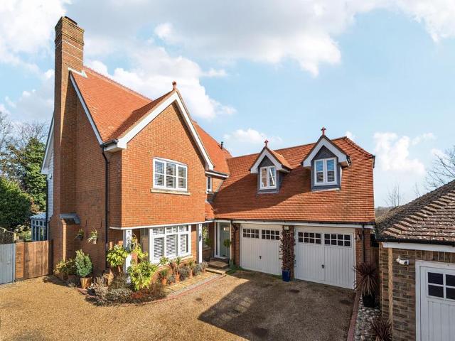 House for sale in St Mary Cray, The Butts
