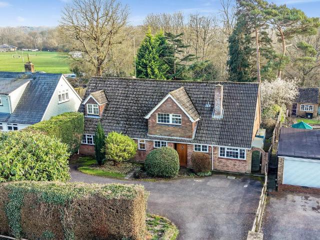 House for sale in Horsham, West Sussex