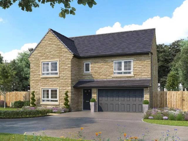 House for sale in Lindley, West Yorkshire