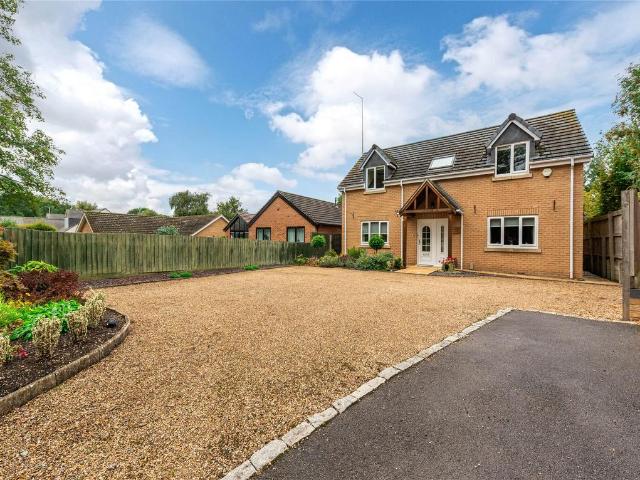 House for sale in Newnham