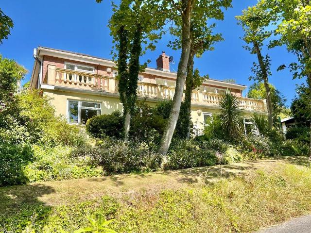 House for sale in Alderney