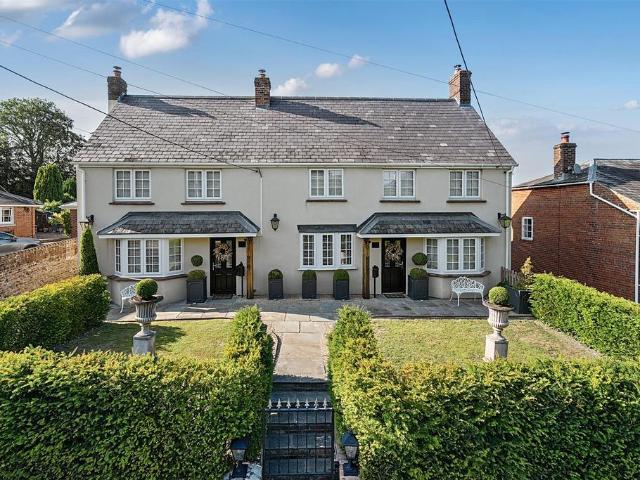 House for sale in Great Cheverell, Wiltshire