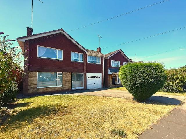 House for sale in Sedgley, West Midlands