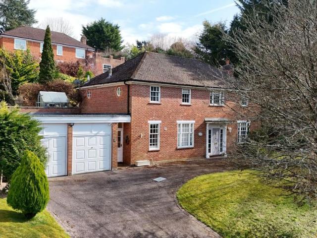 House for sale in Chepping Wycombe, Tylers Green