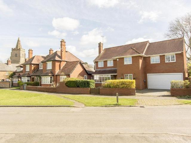 House for sale in Stanford On Avon, Leicestershire