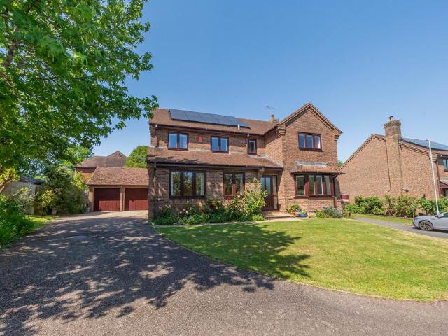 House for sale in Wivelsfield Green, Iford