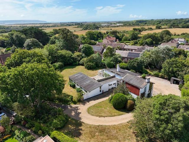 House for sale in Fox Pond, New Forest
