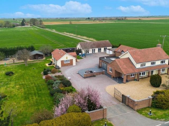 House for sale in Eastgate, Barholm