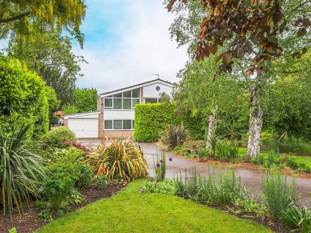 House for sale in Salhouse, Crostwick
