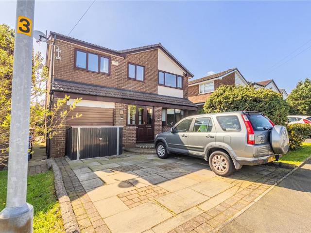 House for sale in Syke, Burnedge