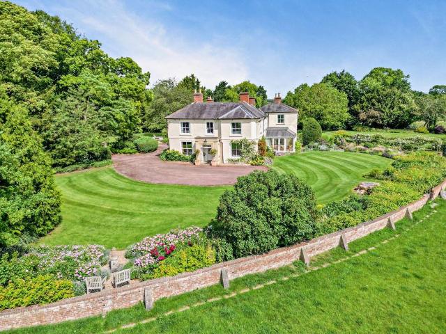 House for sale in Alverton, East Midlands